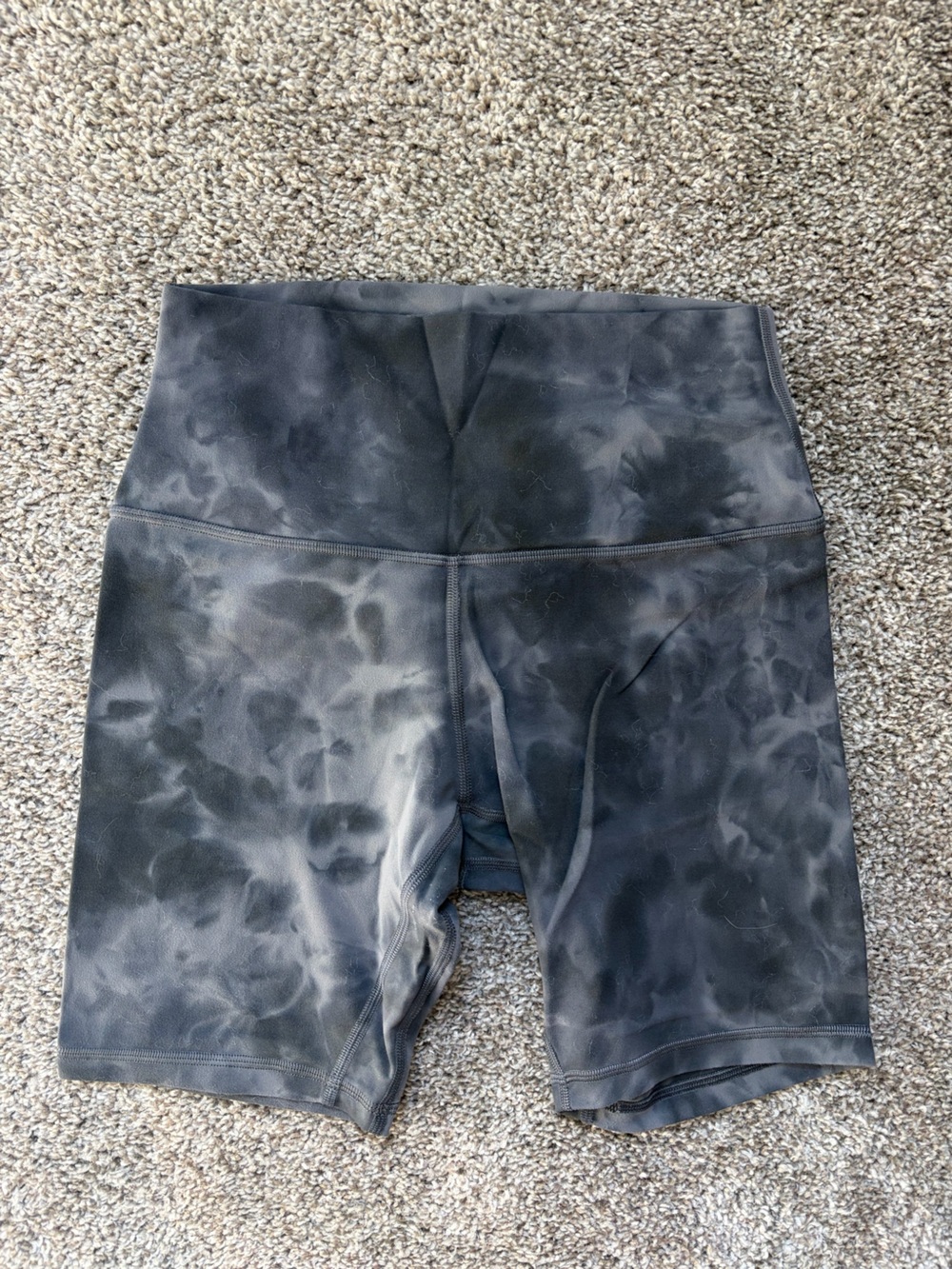 lululemon athletica Women's Black Smoke Tie-Dye shorts